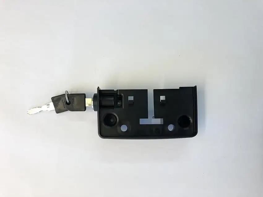Yamaha Låsecylinder Med Nyckel Till Pakethållare