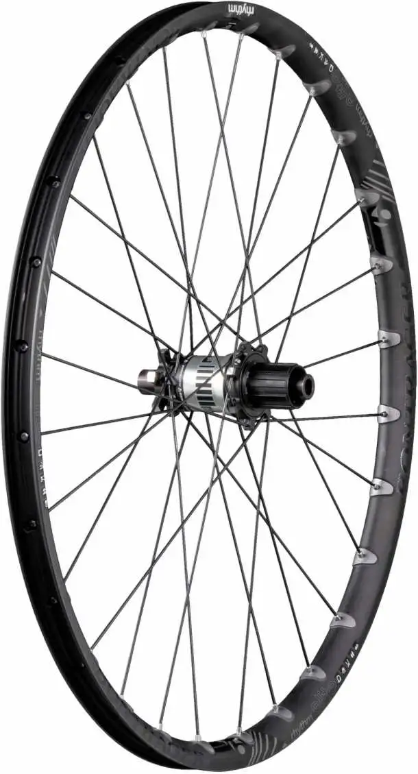 Bakhjul Bontrager Rhythm Elite 26 Tubeless Ready 135/142 mm svart Shimano/SRAM