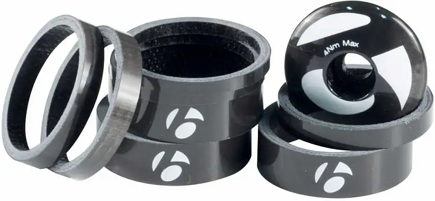 Täcklock + Spacerkit Bontrager Kolfiber 1 1/8" svart