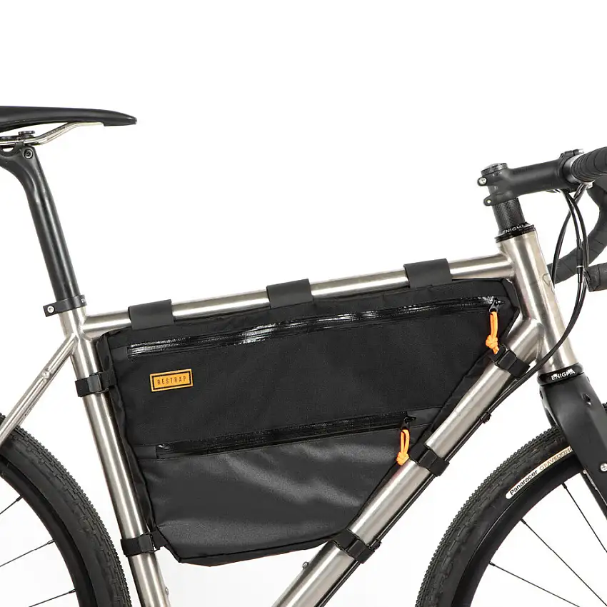 Restrap Full Frame Väska 7,5 Liter, Svart