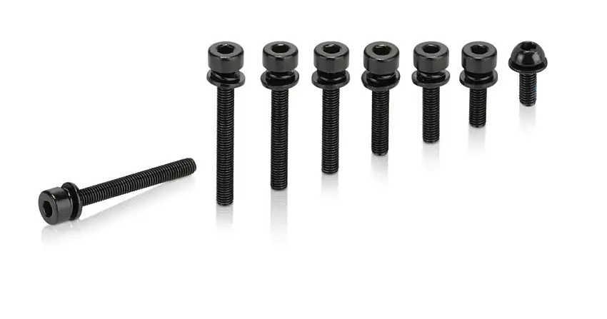 XLC Adapterbultar 2 stk. M5x15mm