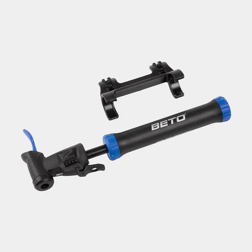 Minipump BETO Double Shot + Ramfäste svart