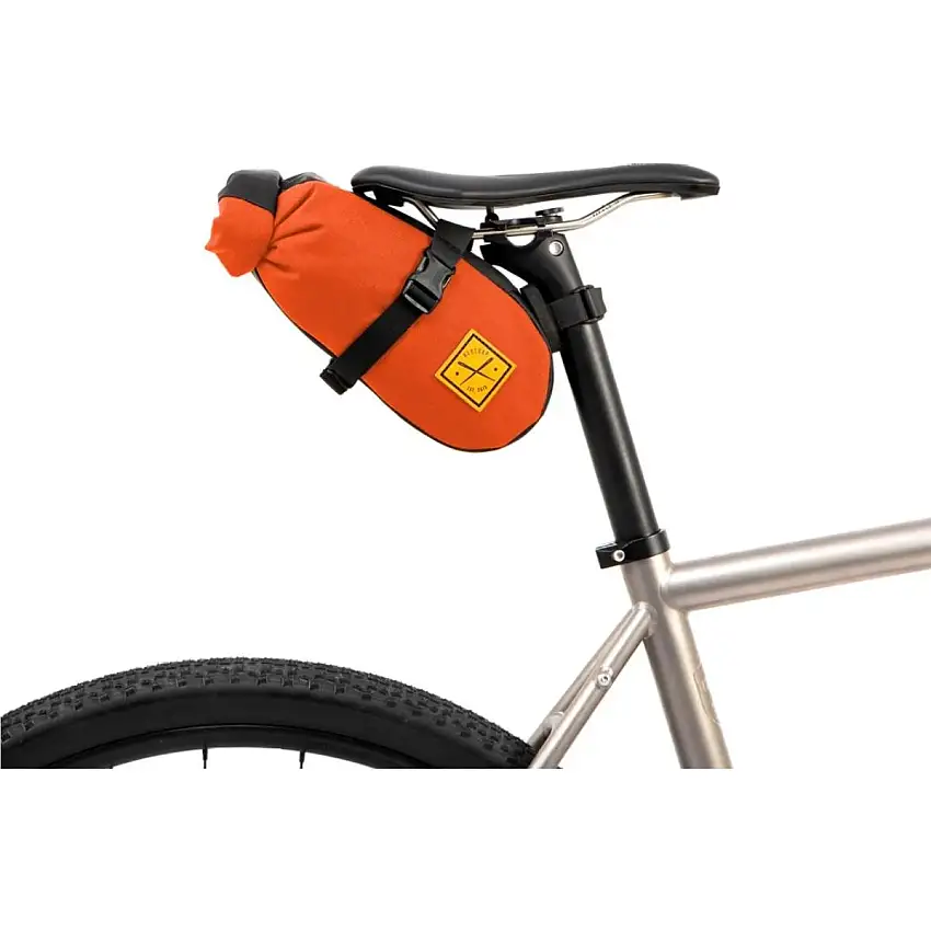 Sadelväska Restrap Saddle Pack 2.5L Orange